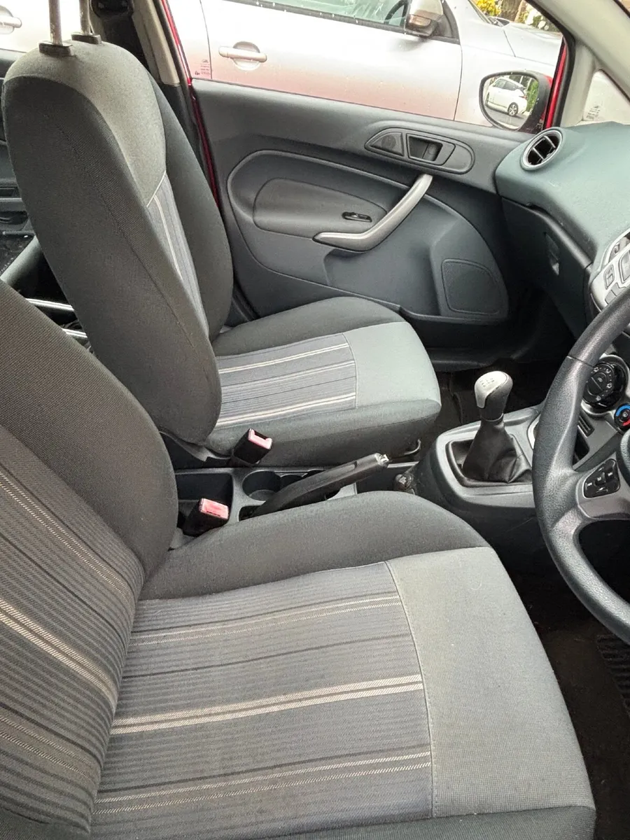 Ford Fiesta 2009 - Image 3
