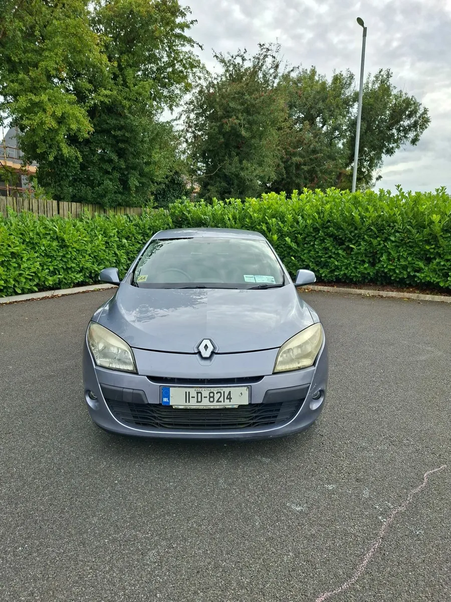 Renault Megane 2011 - Image 1