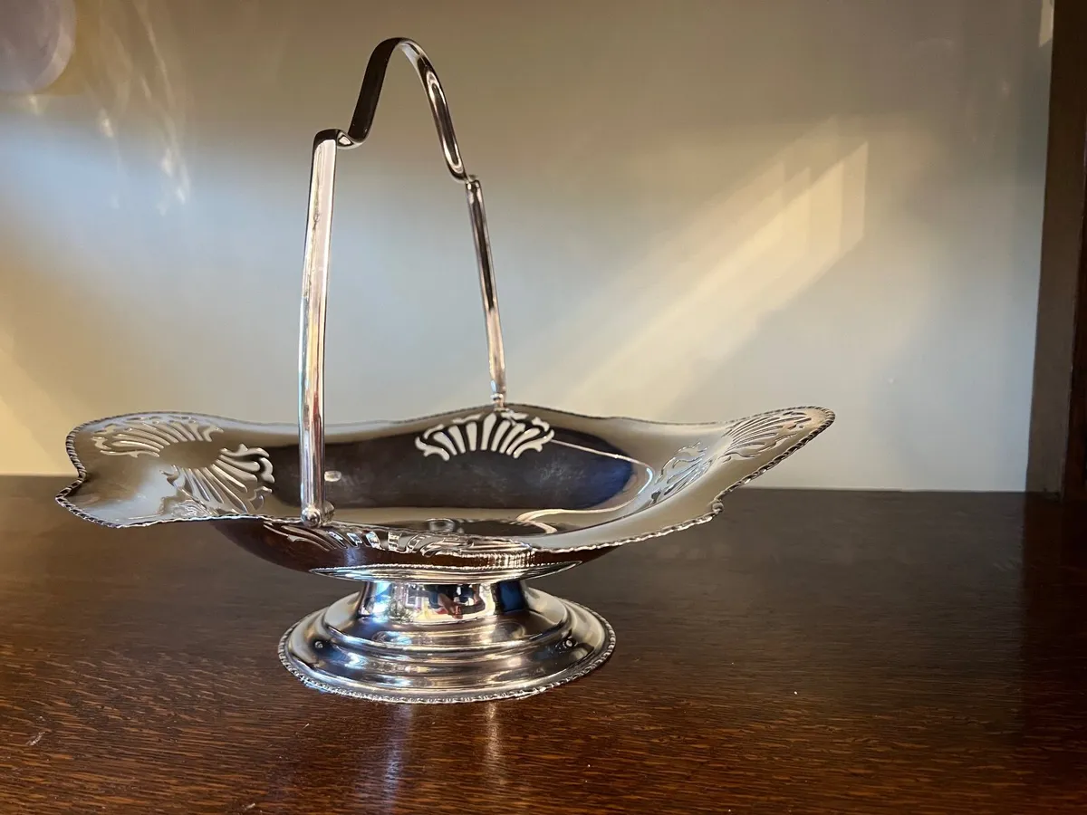 Silver-Plated Basket - Image 3