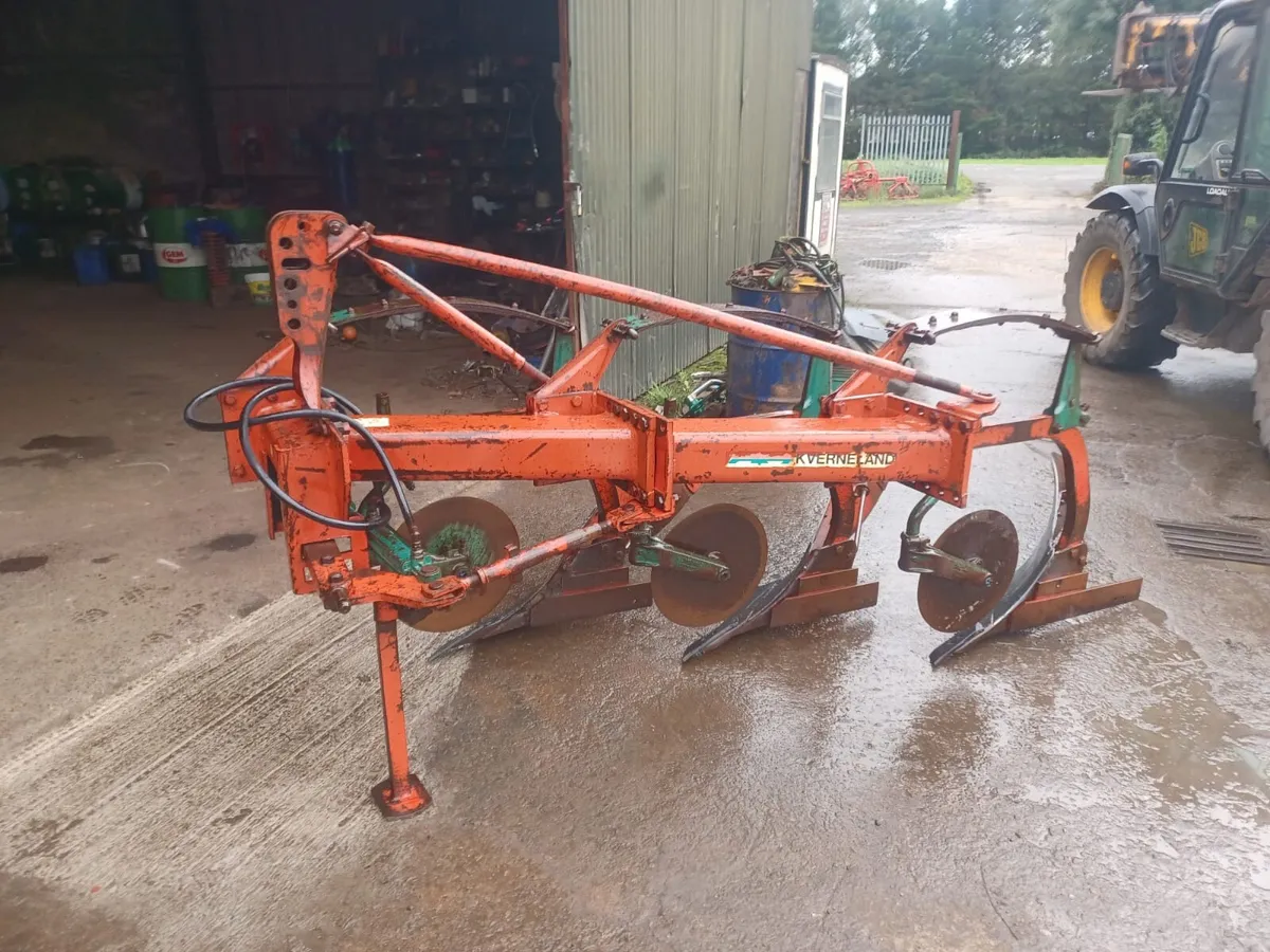 KV 3F 12"/14" PLOUGH - Image 1