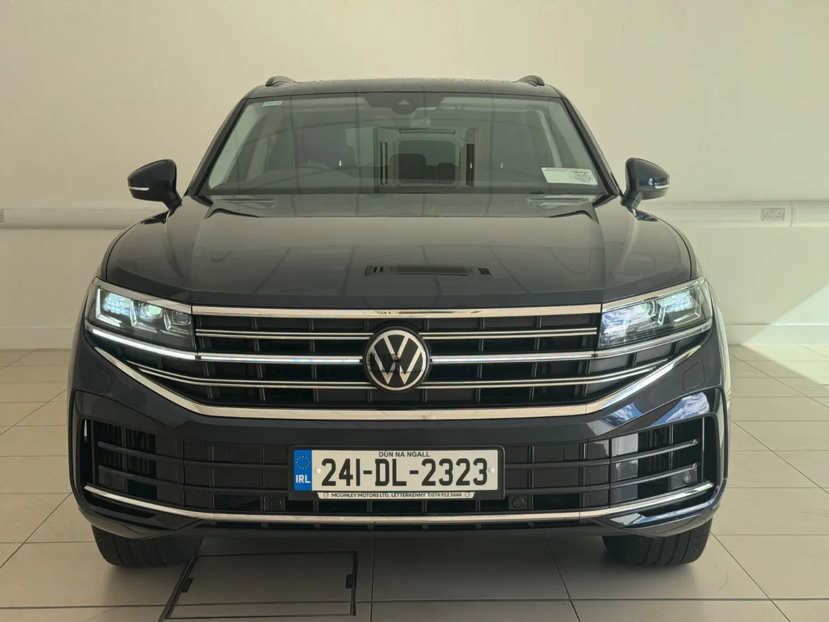 Volkswagen Touareg 2024 - Image 2