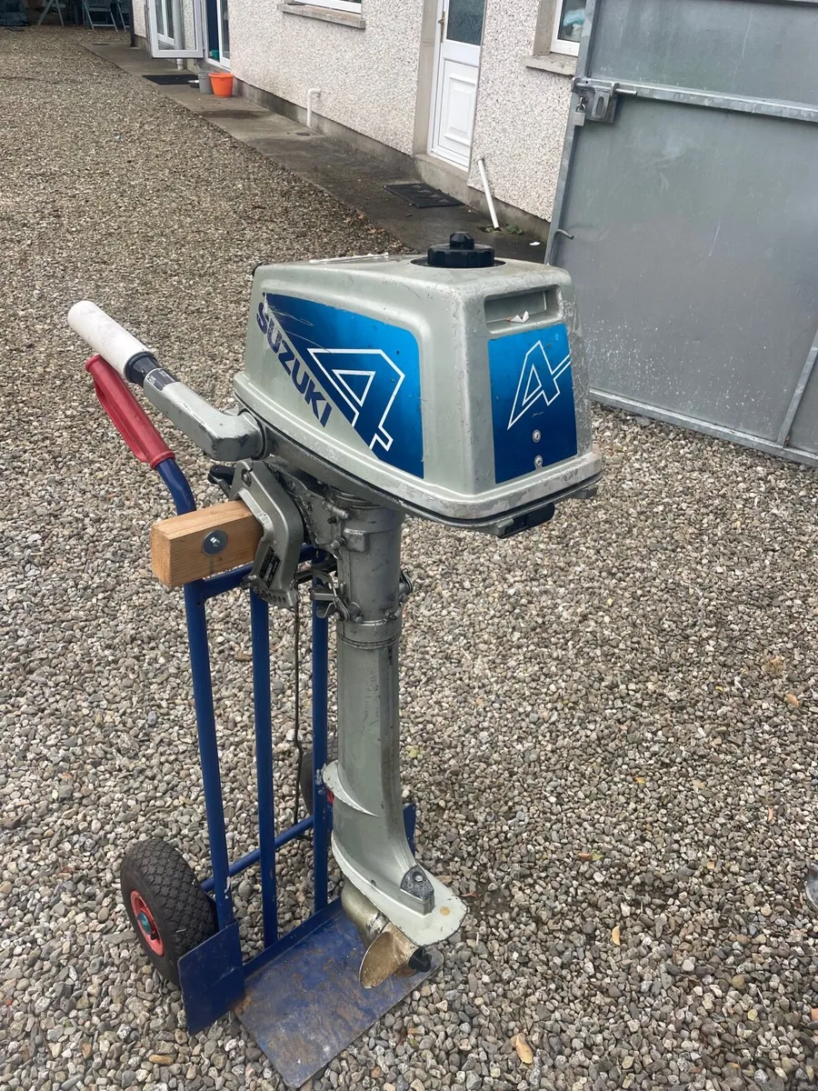 Suzuki 4hp 2 stroke Outboard engine - Image 1