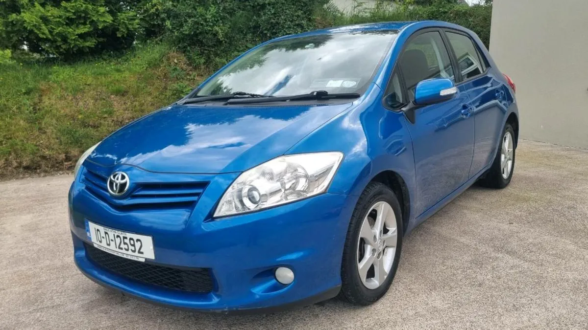 TOYOTA AURIS AUTOMATIC 185000KM - Image 1