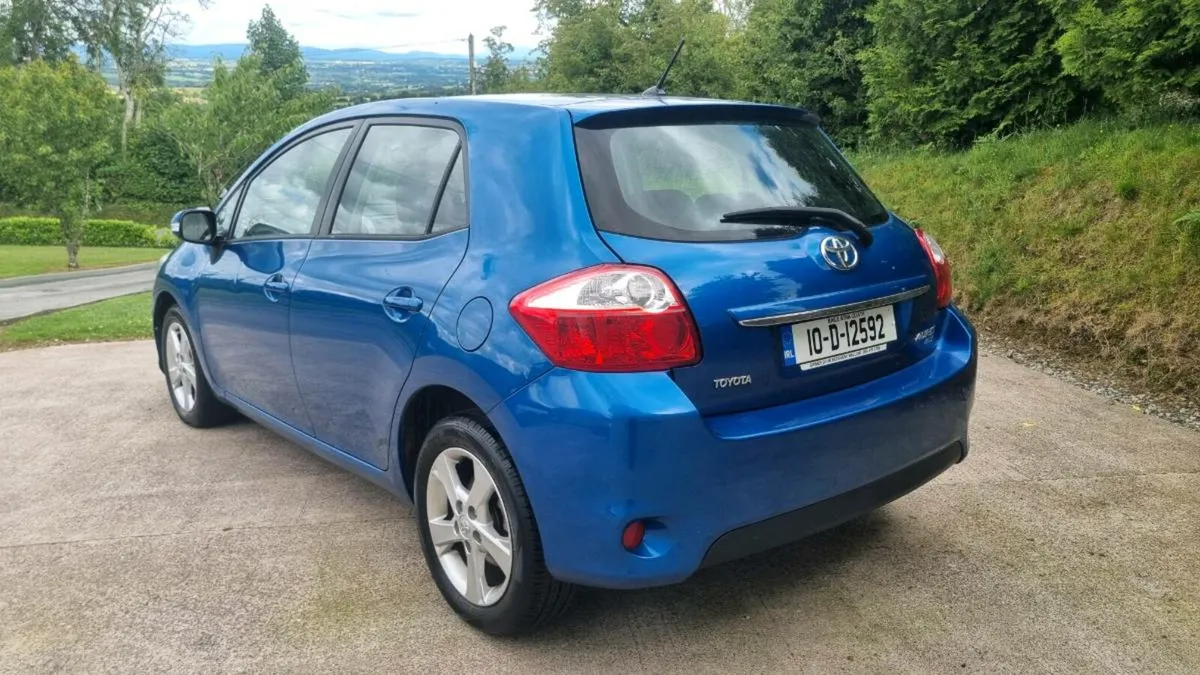 TOYOTA AURIS AUTOMATIC 185000KM - Image 3
