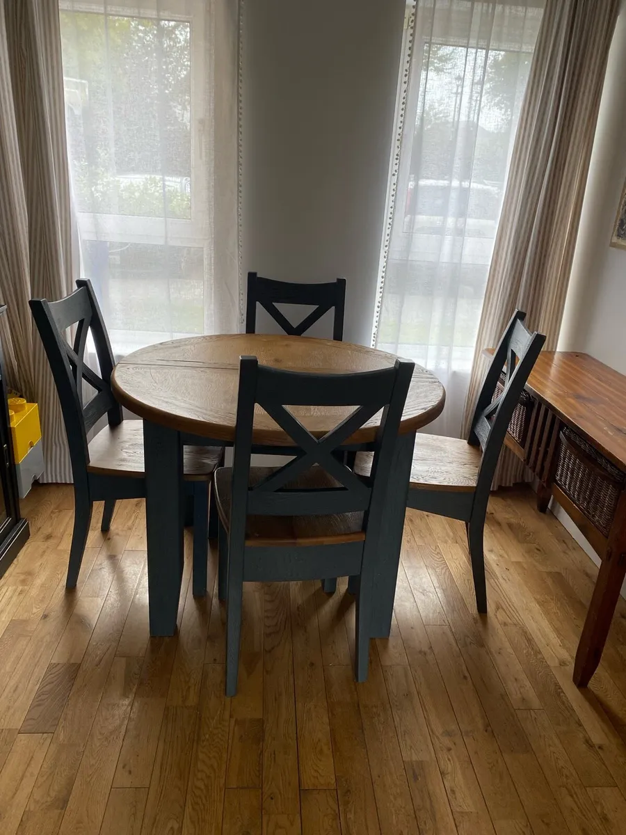 Solid oak table and chairs - Image 1