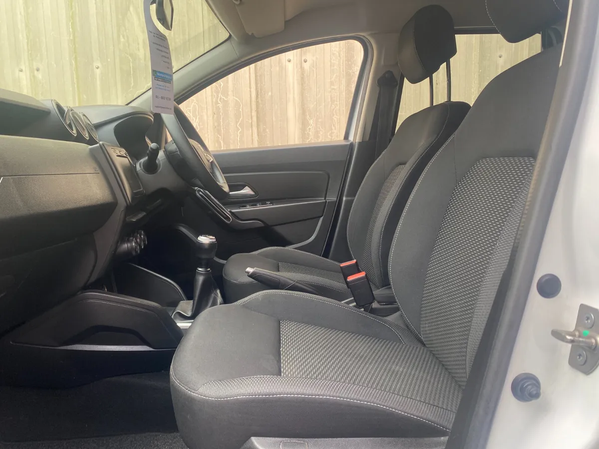 Dacia Duster 2020//PETROL///FINANCE AVAILABLE// - Image 4