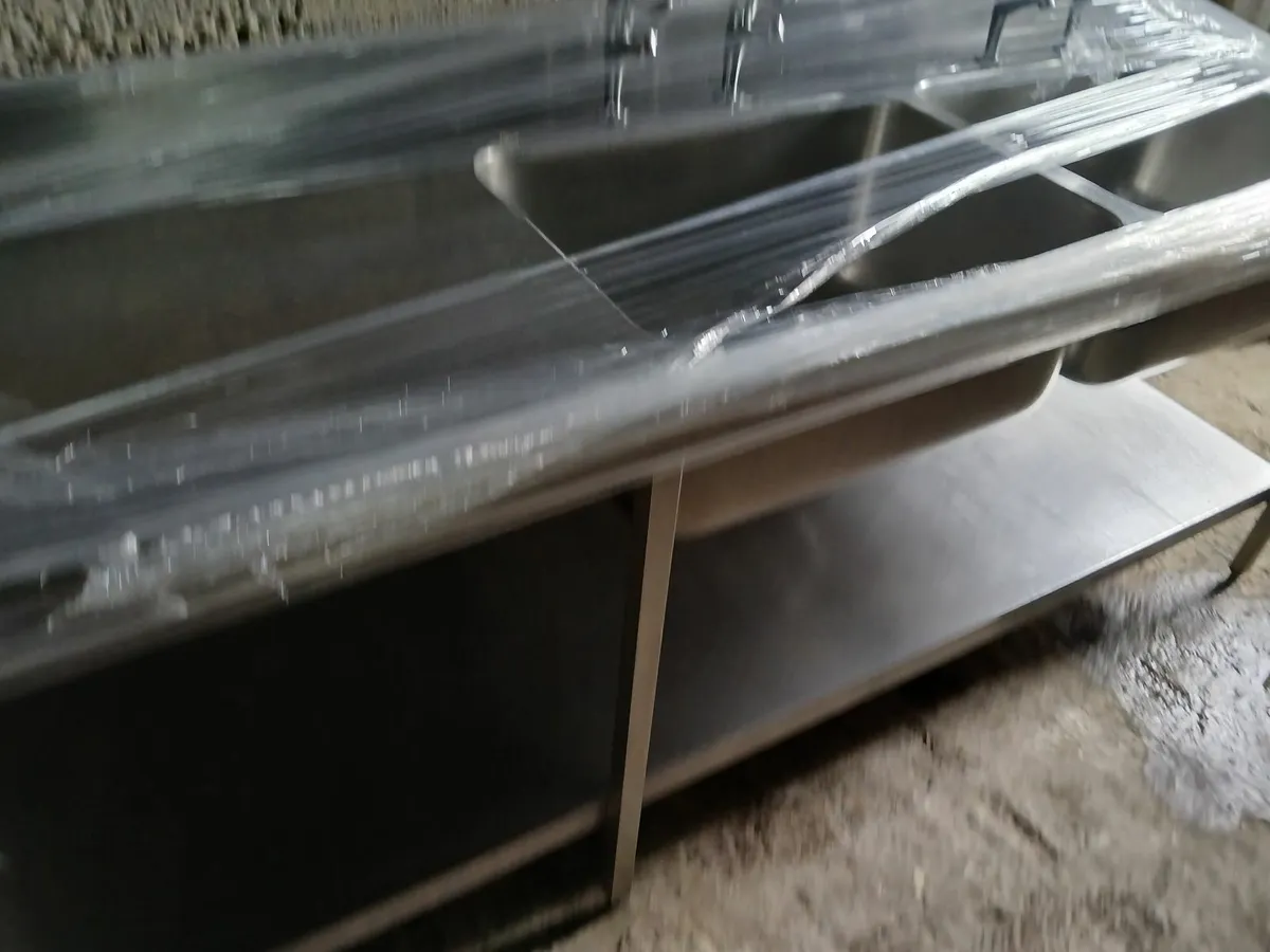Staneless steel cabbinet double sink unit... - Image 1