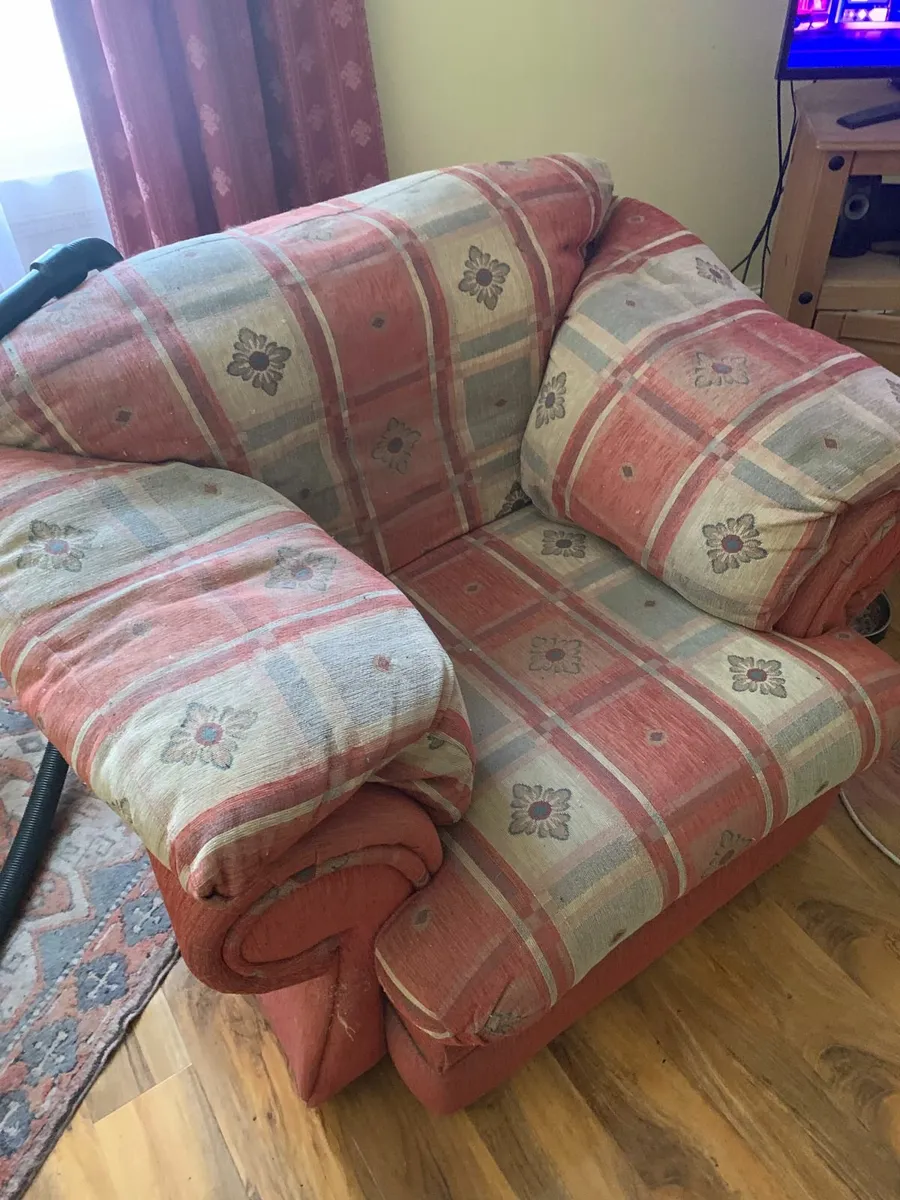 Sofa 3 seater and armchairs - Image 3