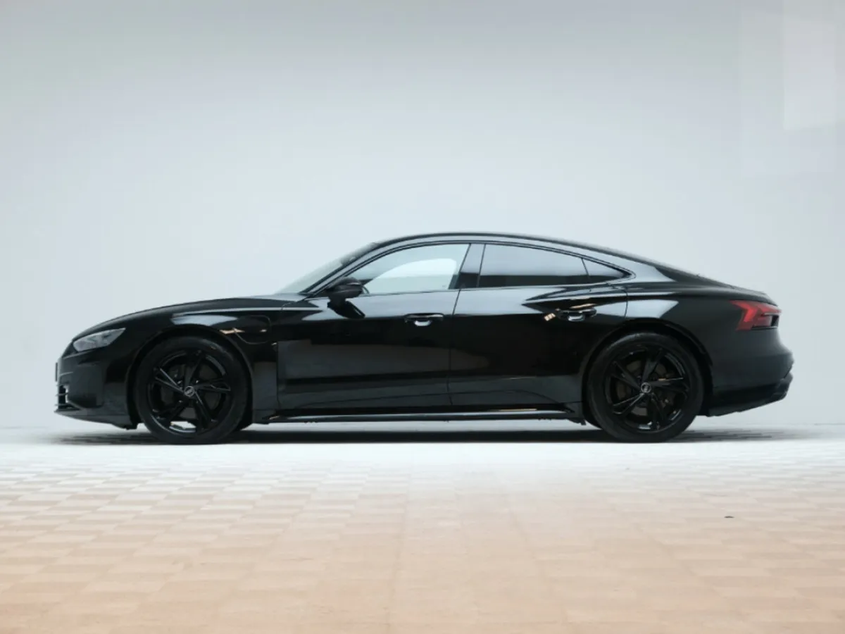 Audi e-tron GT GT QUATTRO - Image 4