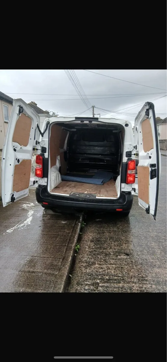 Van Peugeot expert - Image 2
