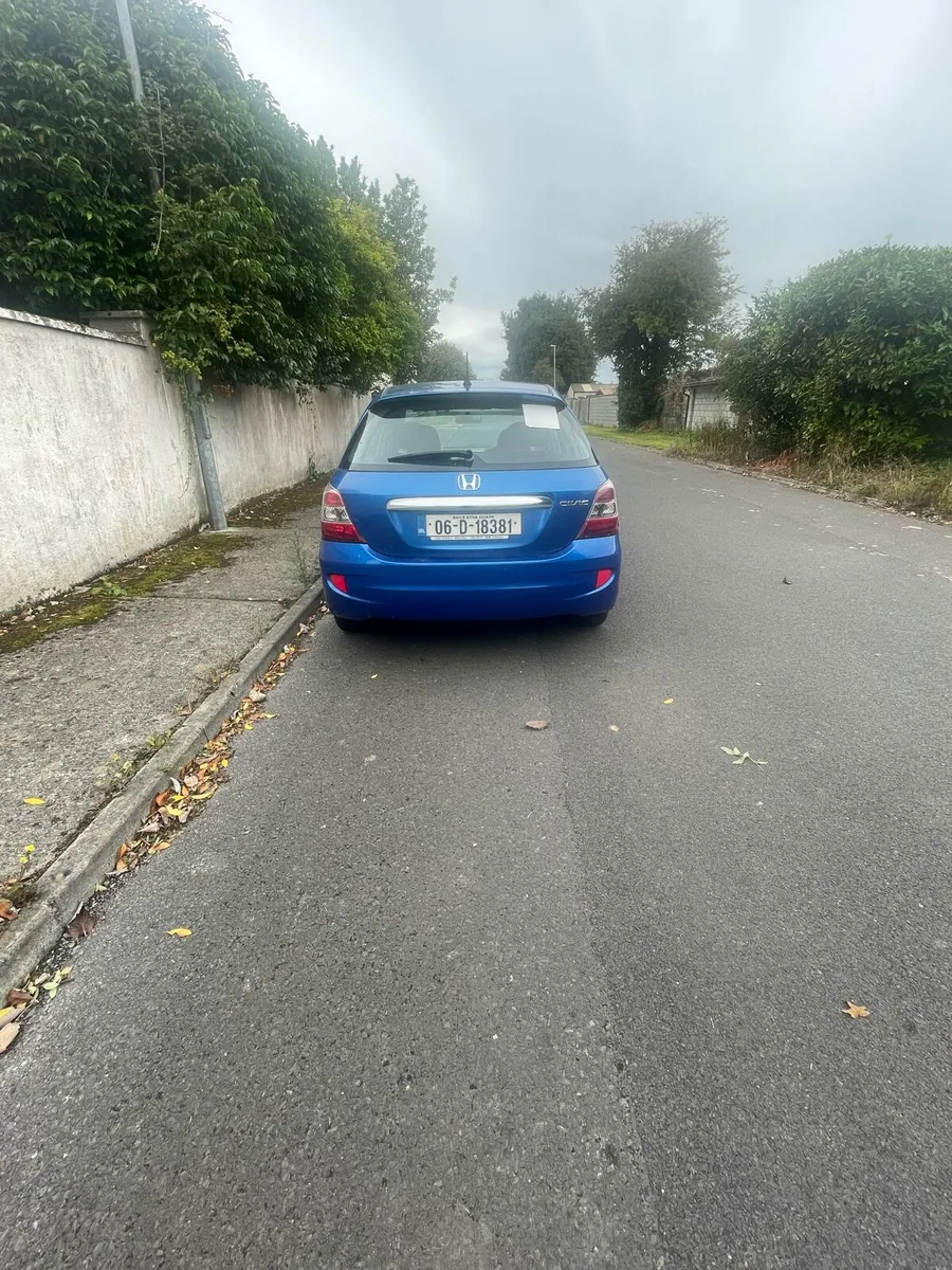 Honda civic - Image 3