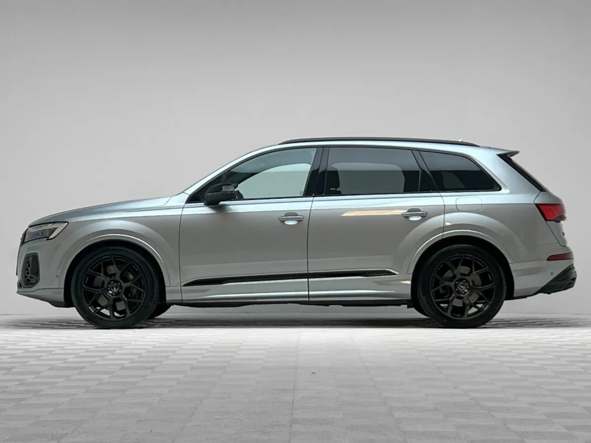 Audi Q7 55 TFSI E BLACK EDITION QUATTRO - Image 4