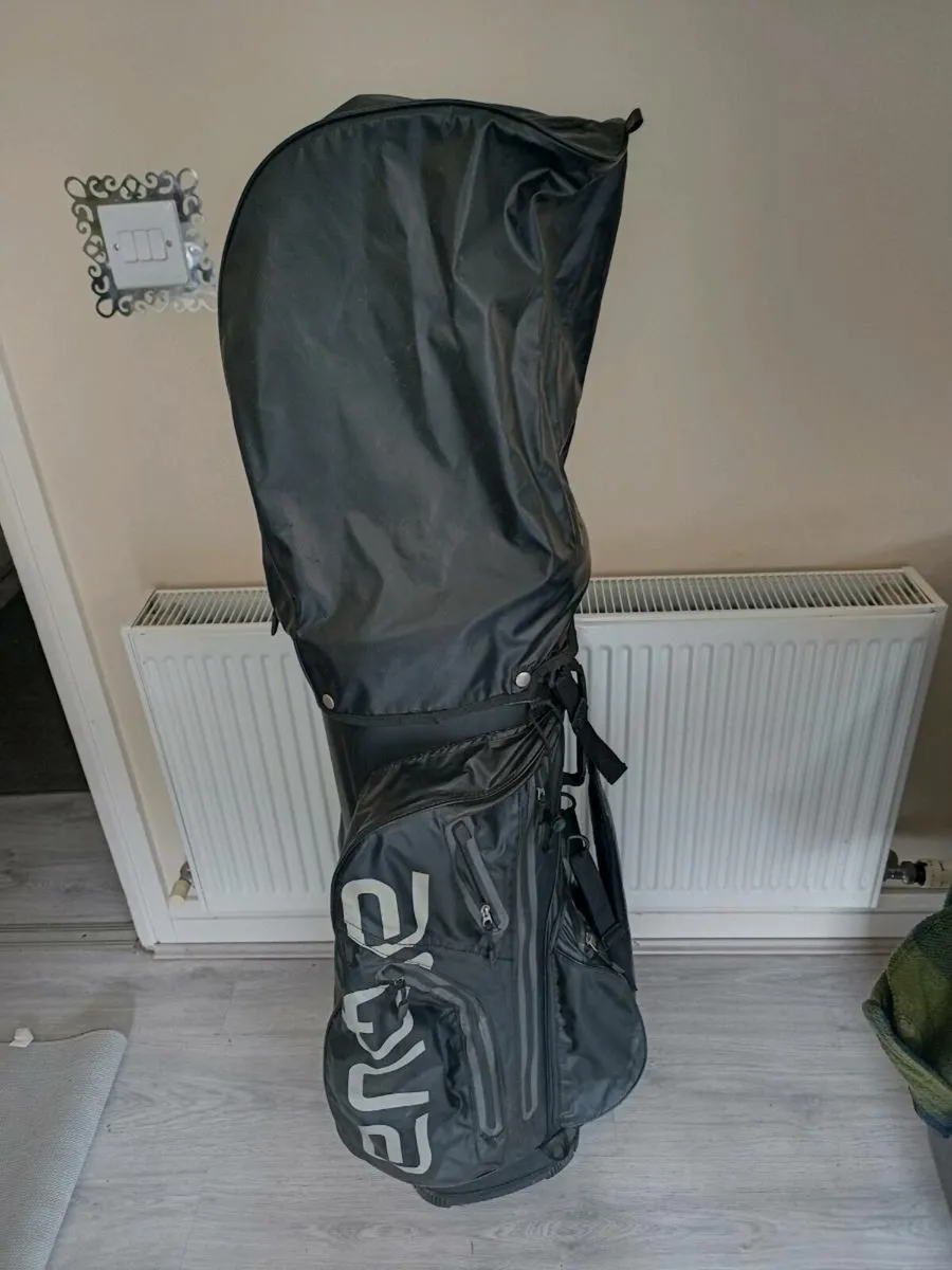 Big max aqua waterproof golf bag - Image 3