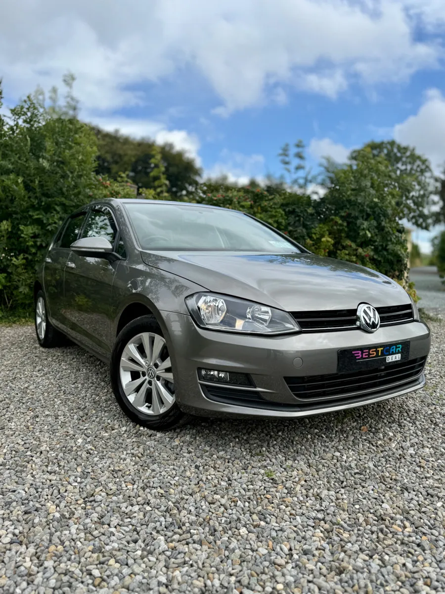 2016 Volkswagen Golf 1.6 TDI 110HP Trendline - Image 1