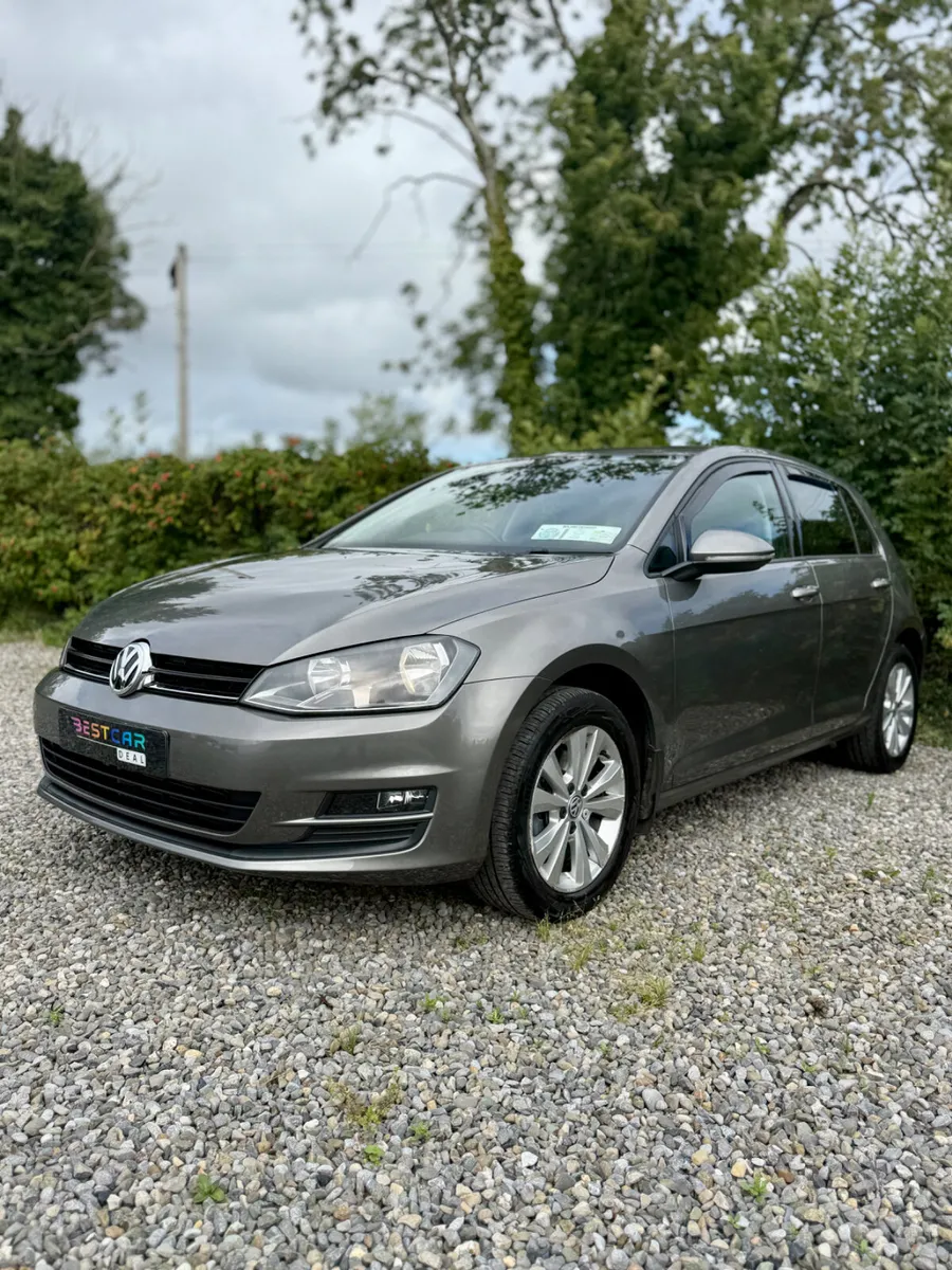 2016 Volkswagen Golf 1.6 TDI 110HP Trendline - Image 3