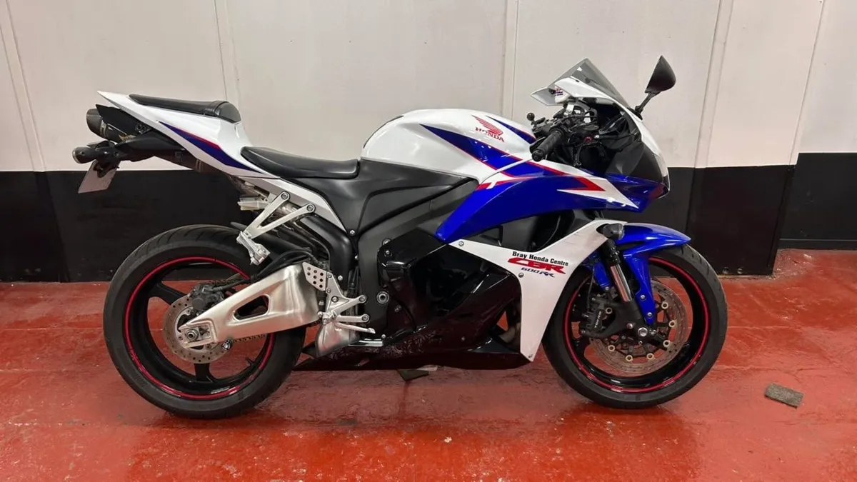 Honda CBR600RR 2012 - Image 1