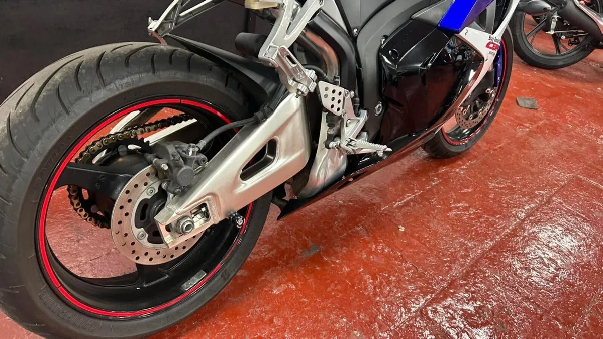 Honda CBR600RR 2012 - Image 4