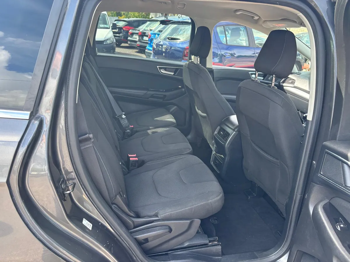 Ford S-Max 2017  2.0  TDCI  150BHP - Image 3