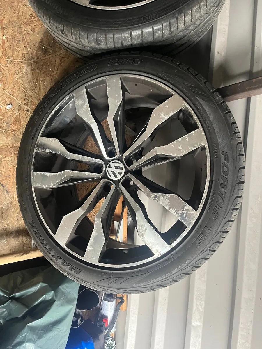 Alloy wheels and tyres - Image 4