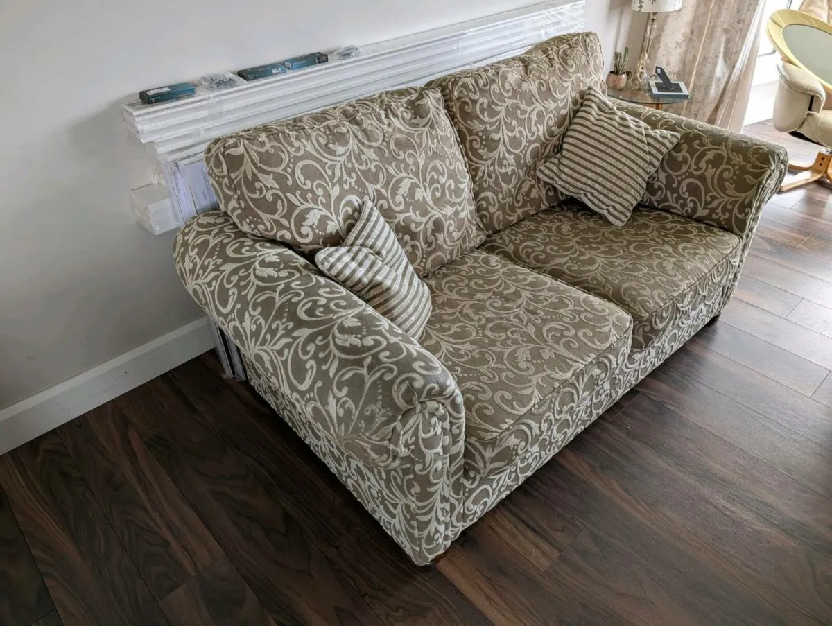 Sofa - Image 3