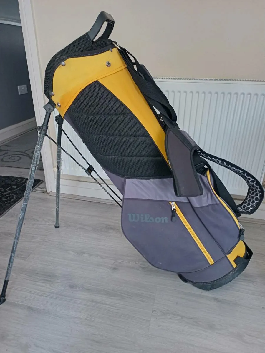 Wilson golf bag with stand. - Image 2