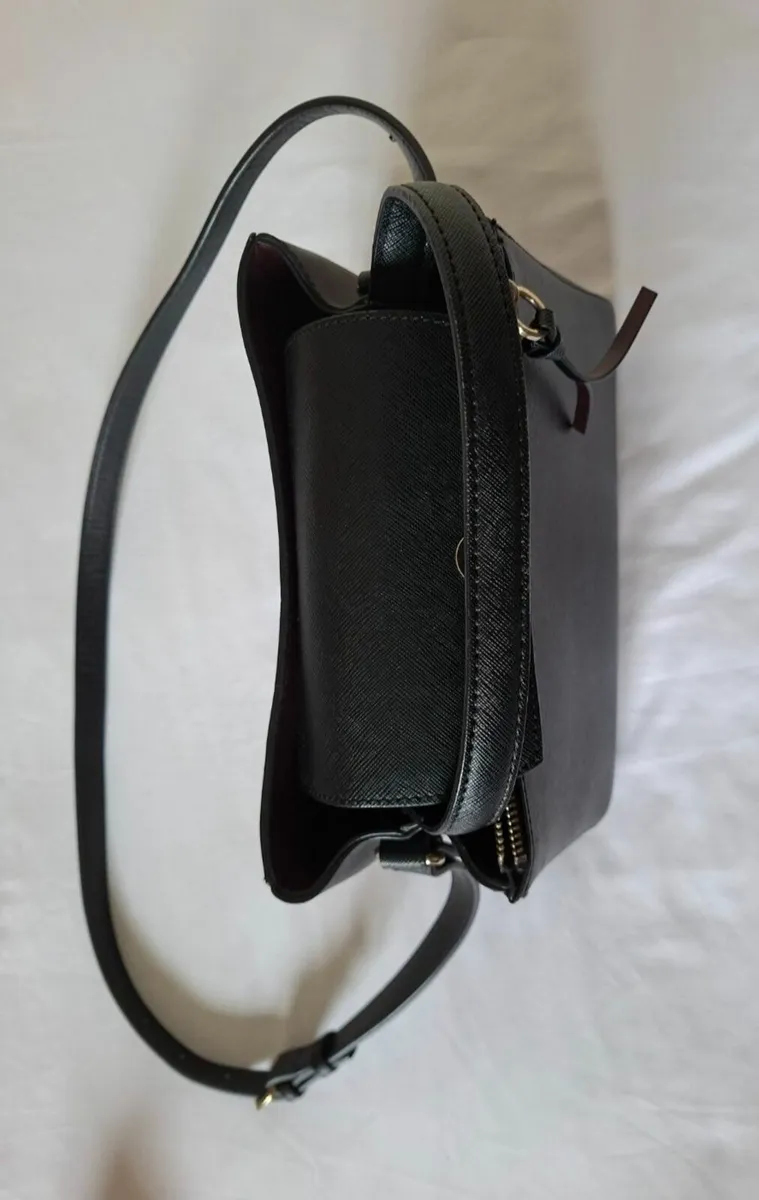 Women's handbags - Image 2