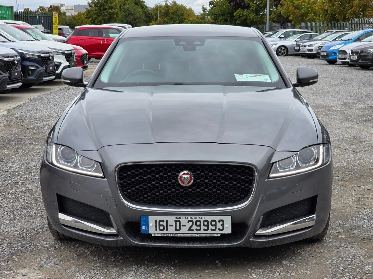 Jaguar XF 2016 - Image 2