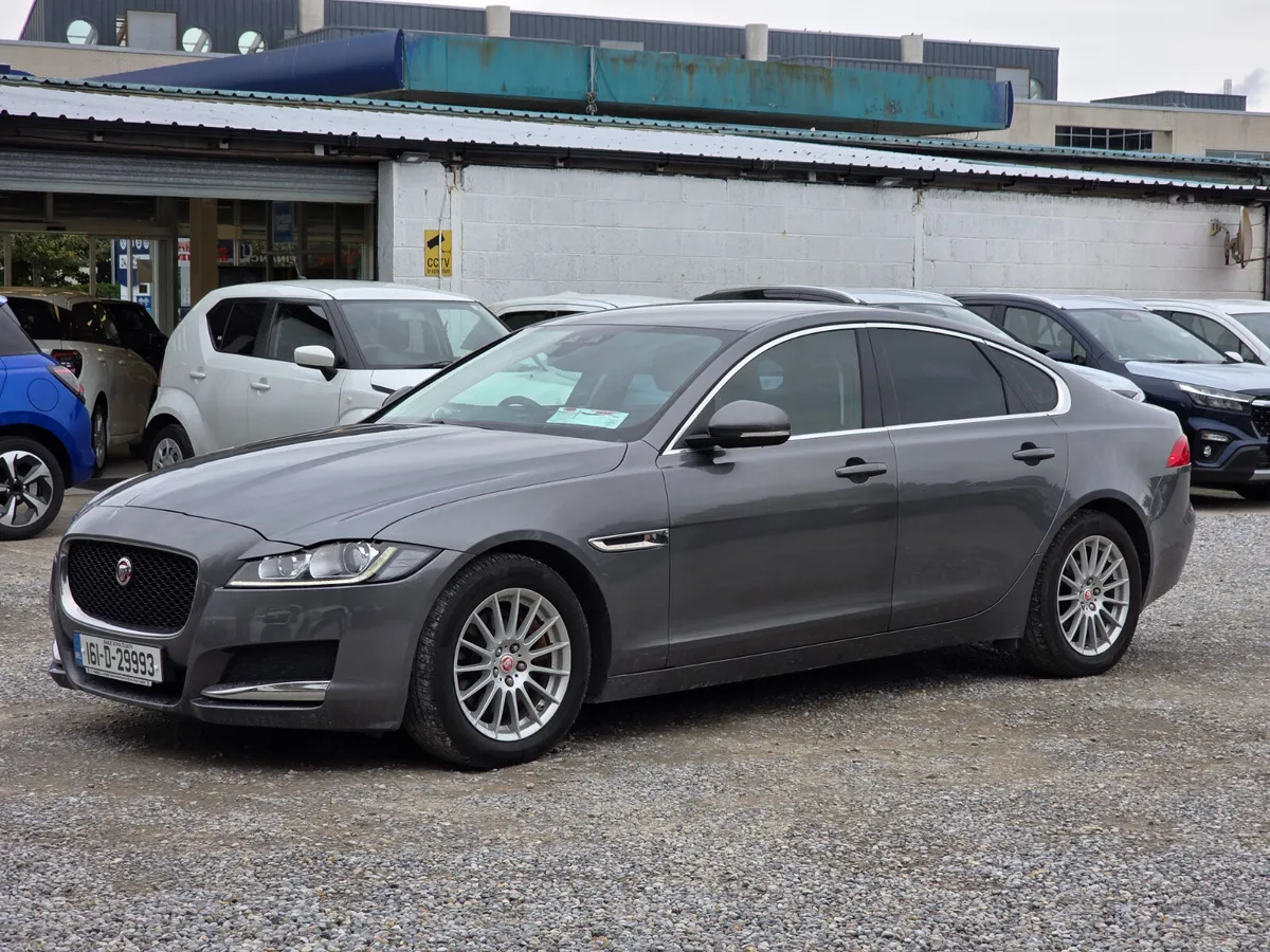 Jaguar XF 2016 - Image 3