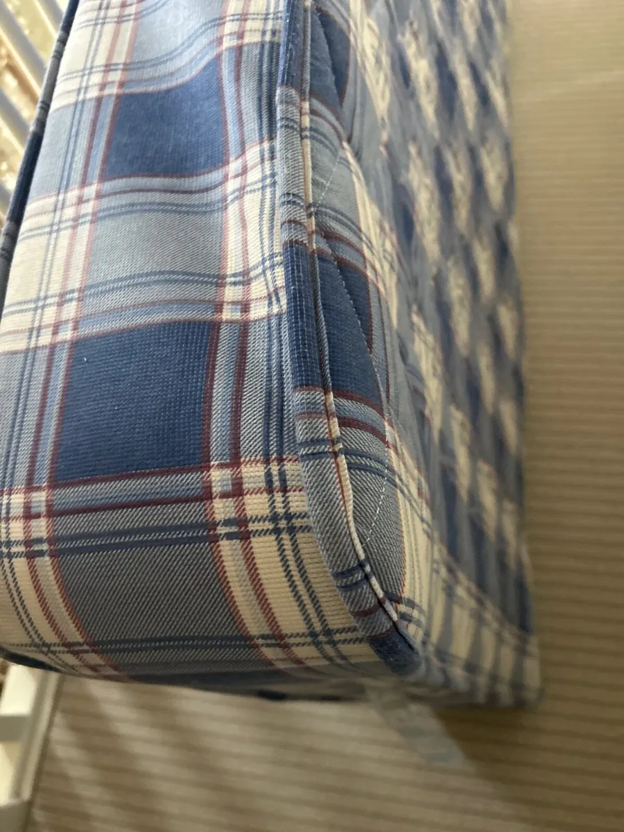 Single mattress - Image 3