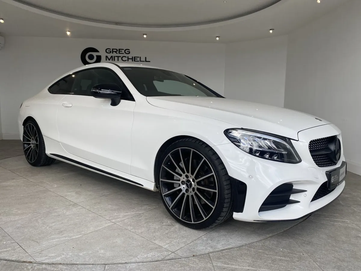 Mercedes-Benz 300 2020 - Image 1