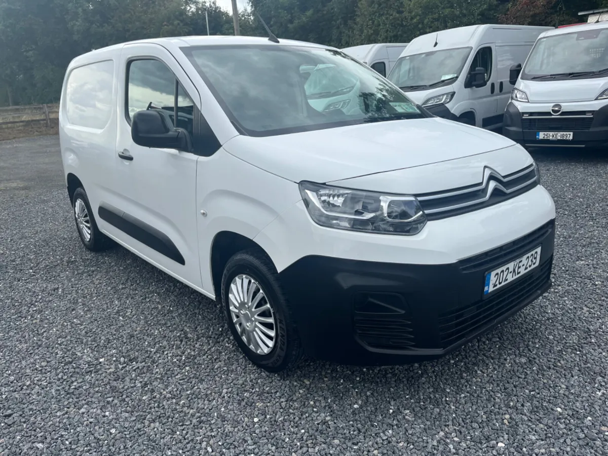 Citroen Berlingo 1.5L Diesel (1 Owner) - Image 1