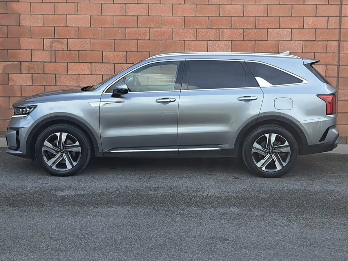 Kia Sorento Automatic 4 Wheel Drive K3 Model With - Image 3