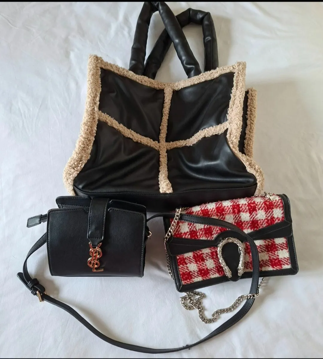 3 women's handbags - Image 1