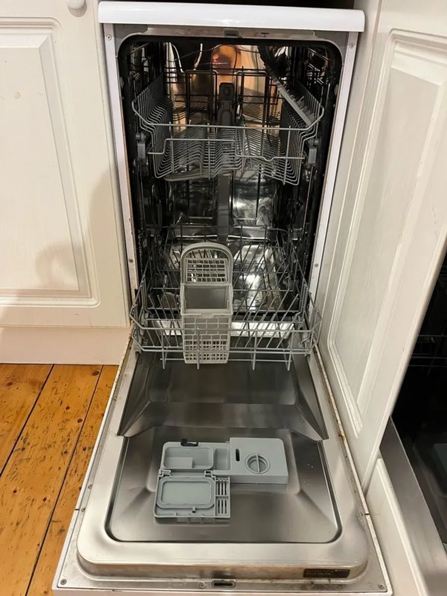 Dishwasher - Image 4