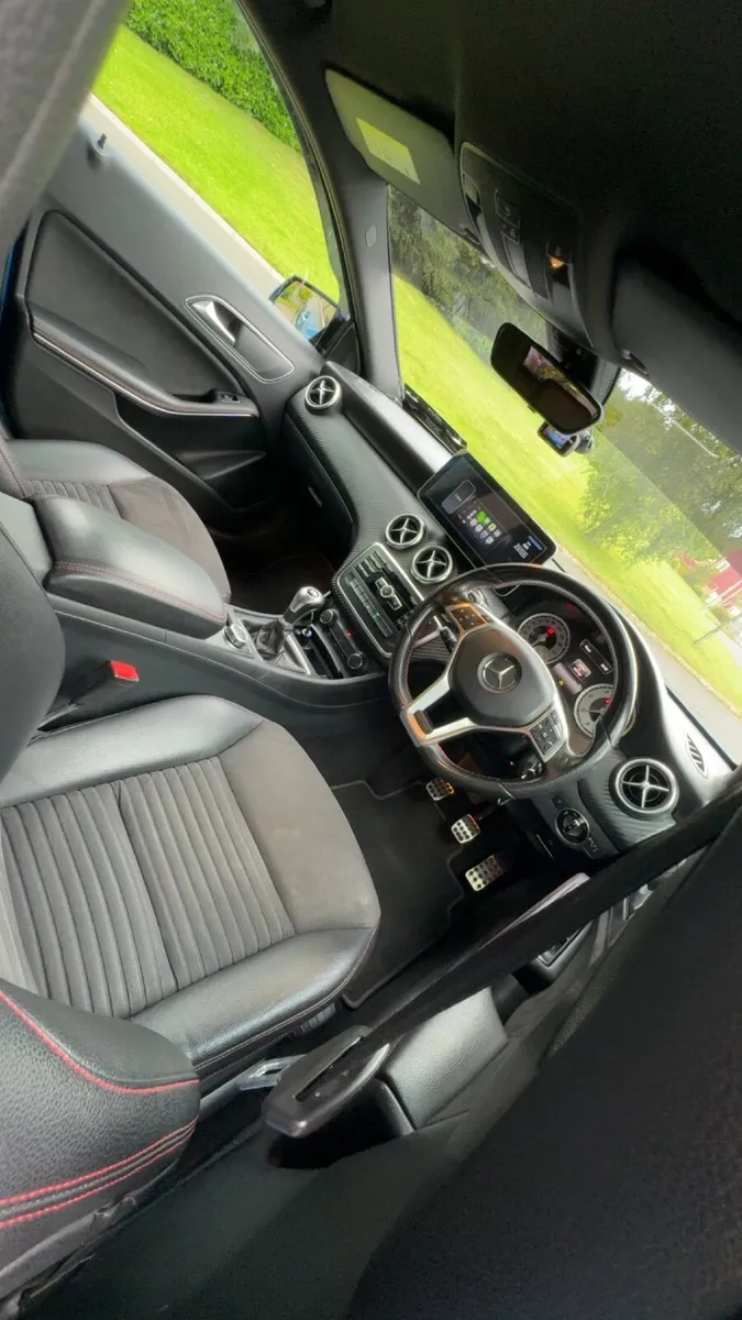 Mercedes-Benz A-Class 2015 - Image 3