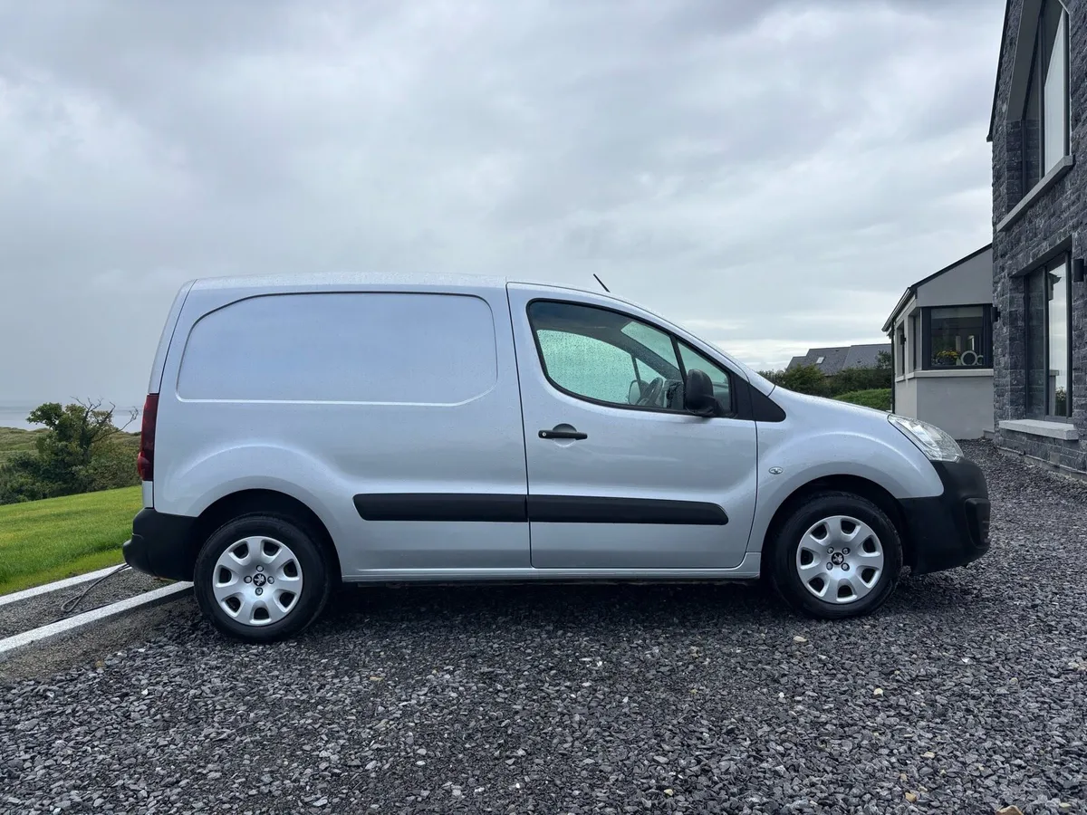 182 Peugeot partner 1.6 100BHP professional - Image 4