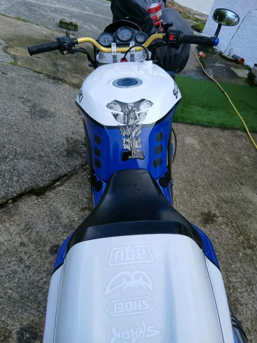 Suzuki GSXR 750 - Image 4