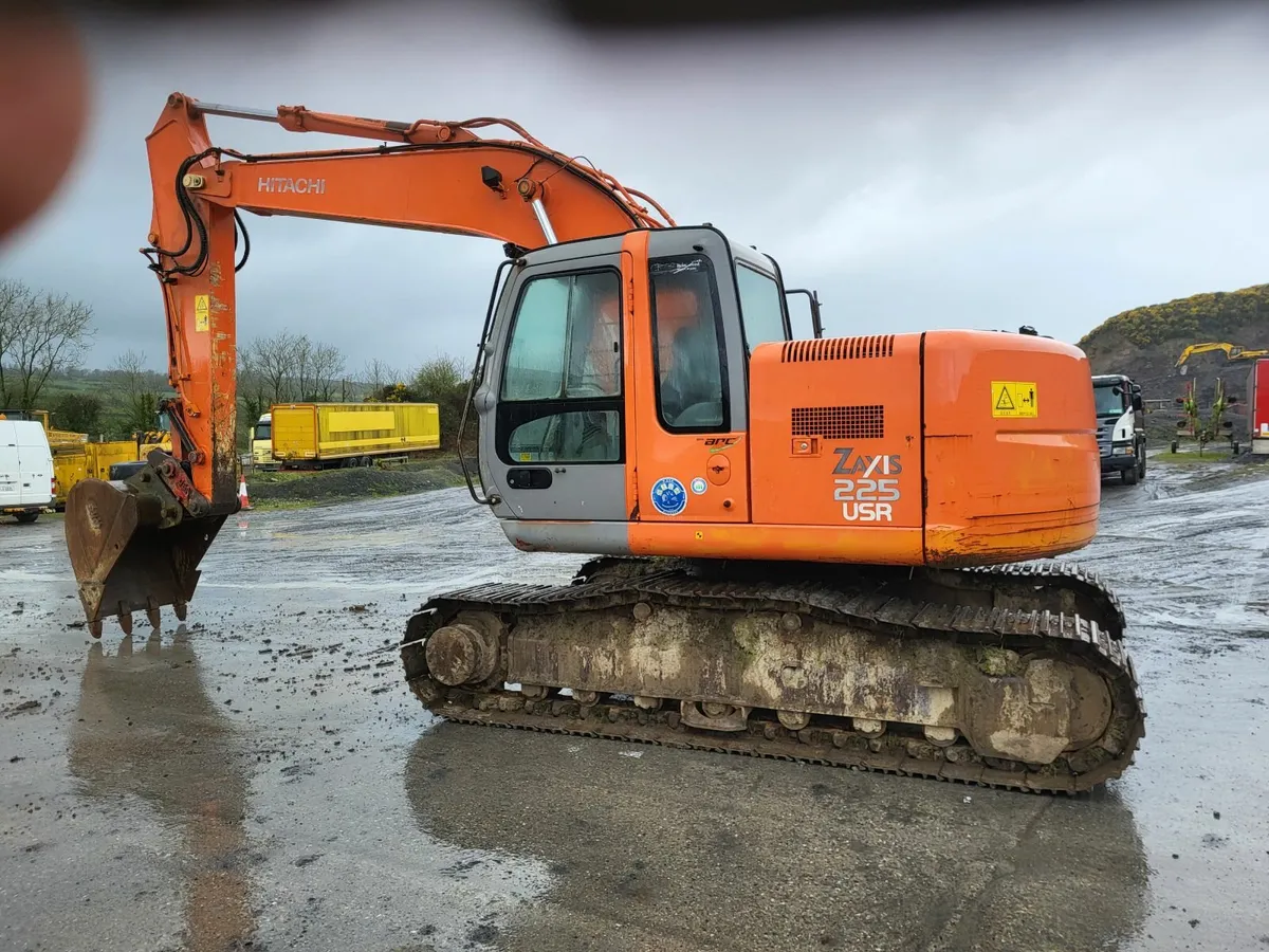 HITACHI ZX 225 - Image 1