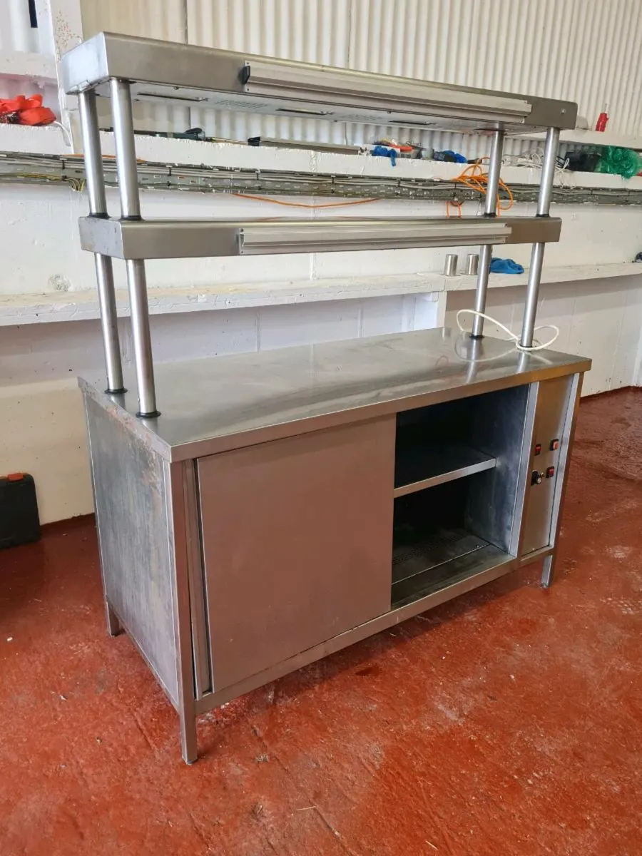 Hot Cupboard Pass Through with Heat Gantry - Image 1