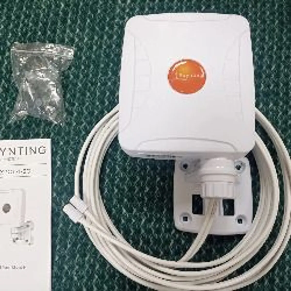 Poynting XPOL-0001-V2-21 5G Antenna Omni Directional Antenna with 5m extension