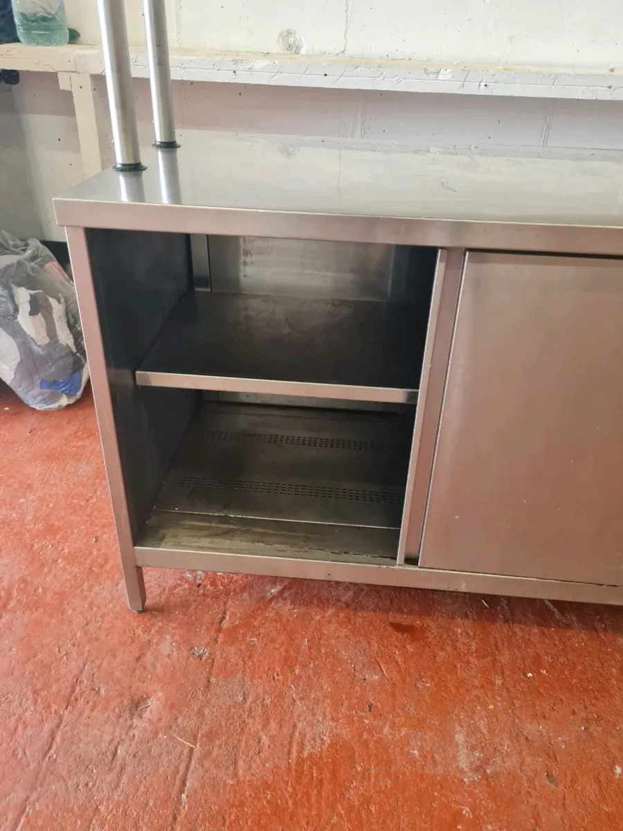 Hot Cupboard Pass Through with Heat Gantry - Image 4