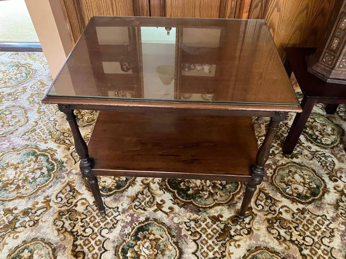 Odd pieces of antique furniture - Image 1