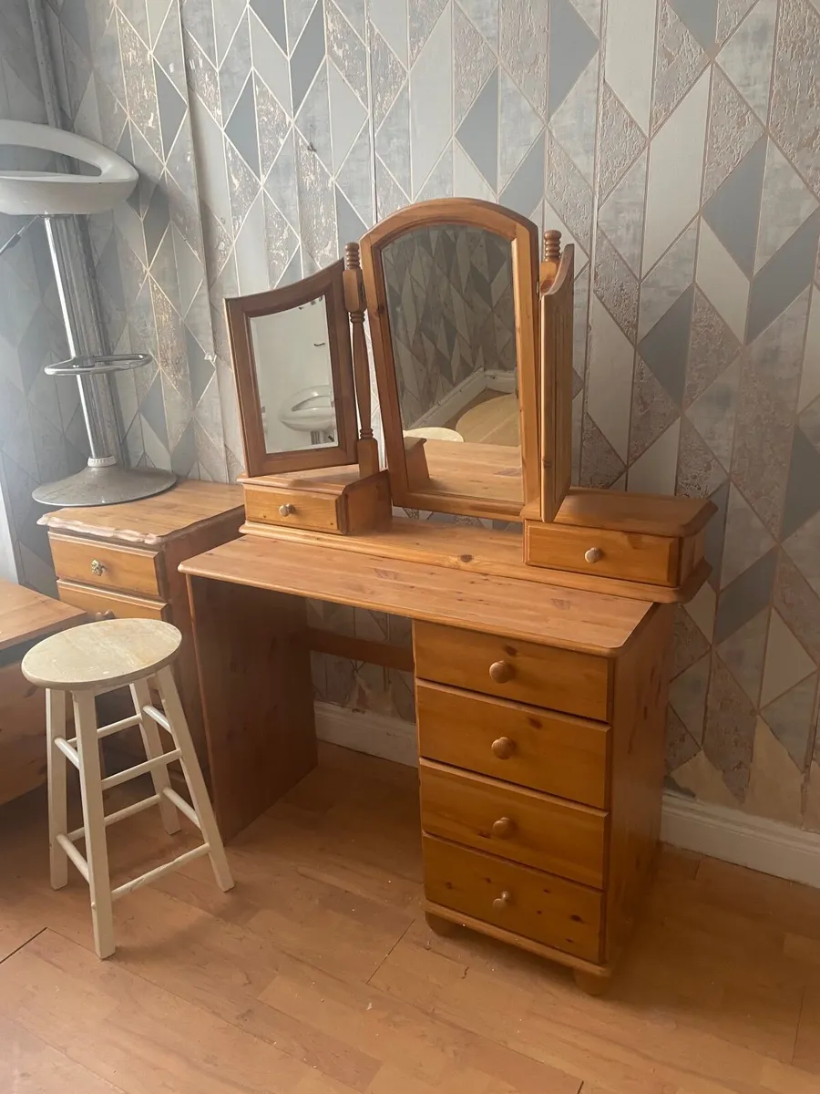 House clearance - Image 3