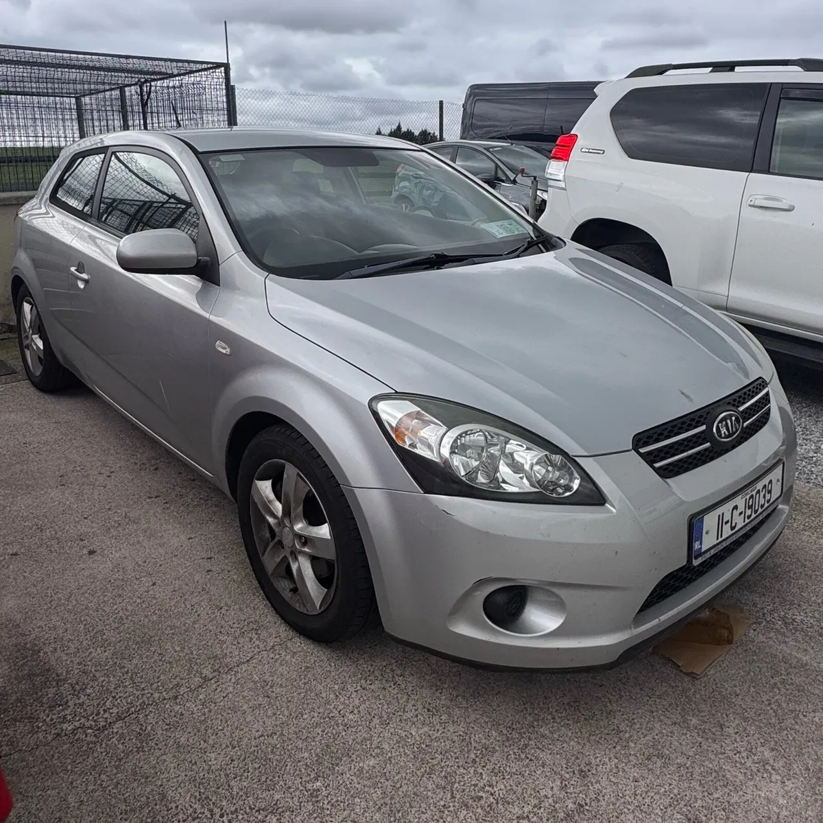 2011 kia pro ceed - Image 1
