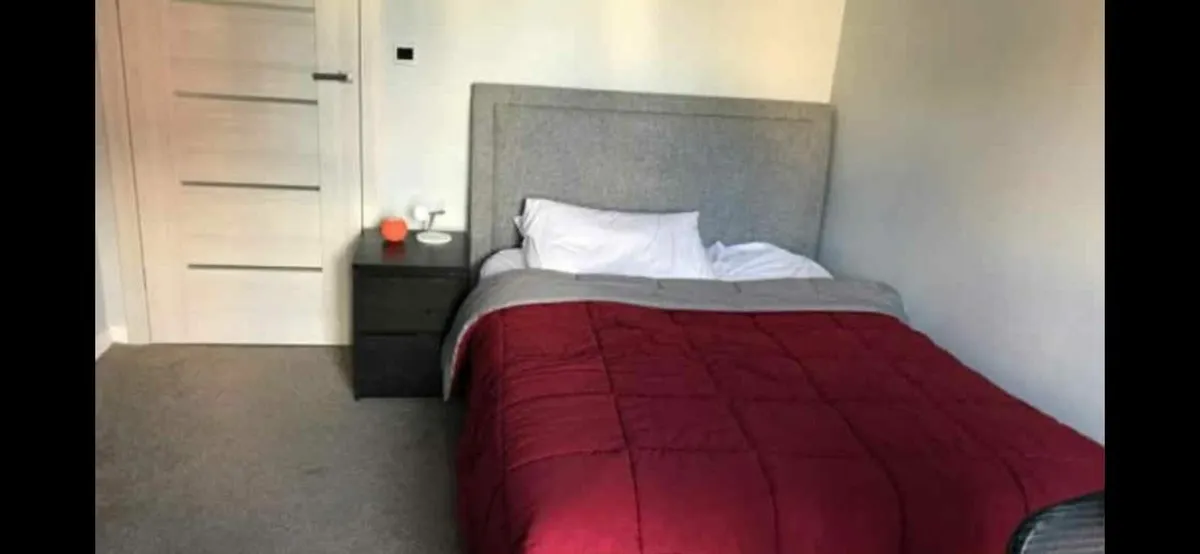 Room to rent - Image 2