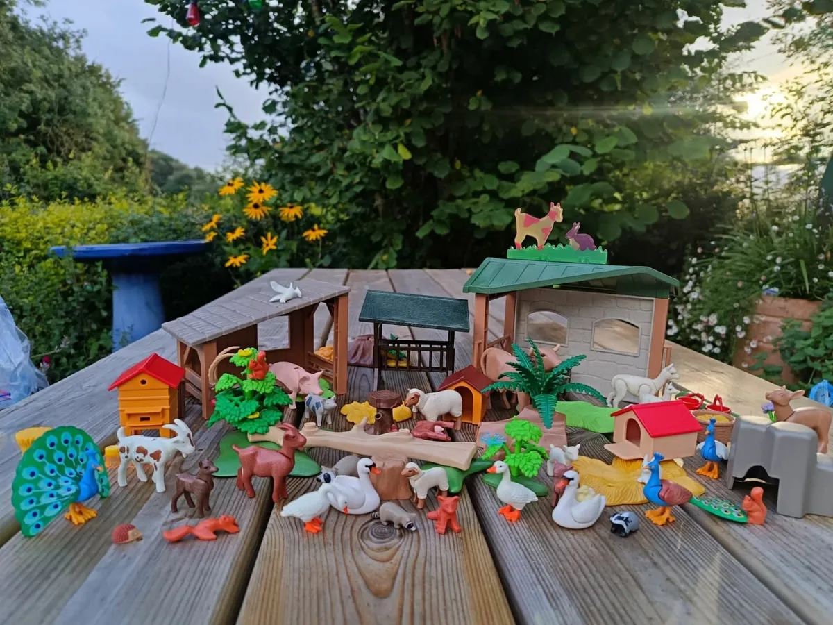 Playmobil petting zoo/farm - Image 1