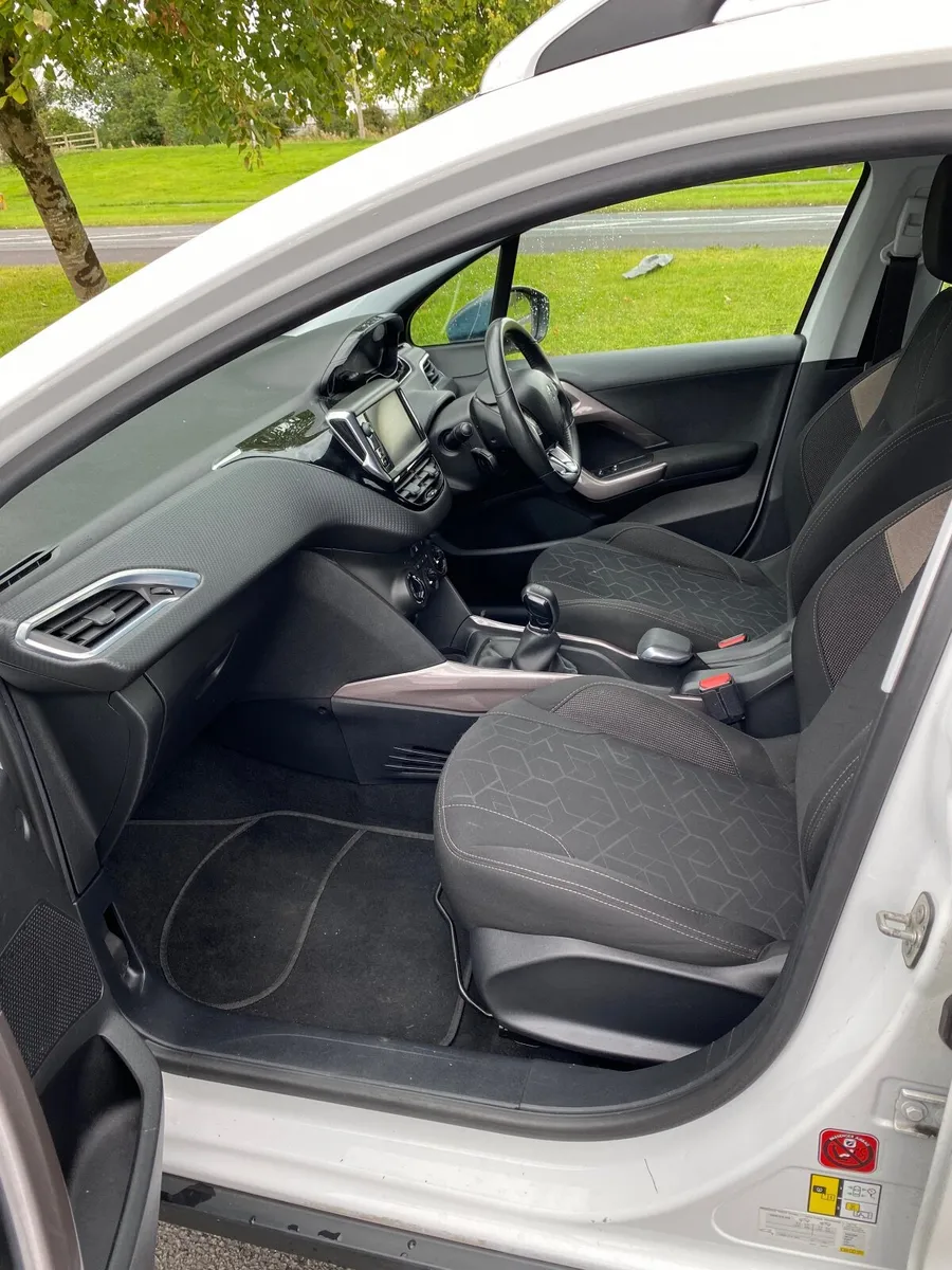 Peugeot 2008 2016 - Image 3