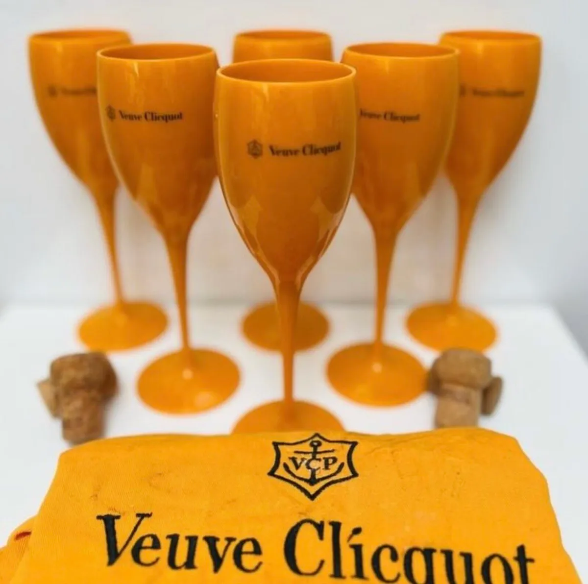 Champagne glasses - Image 3
