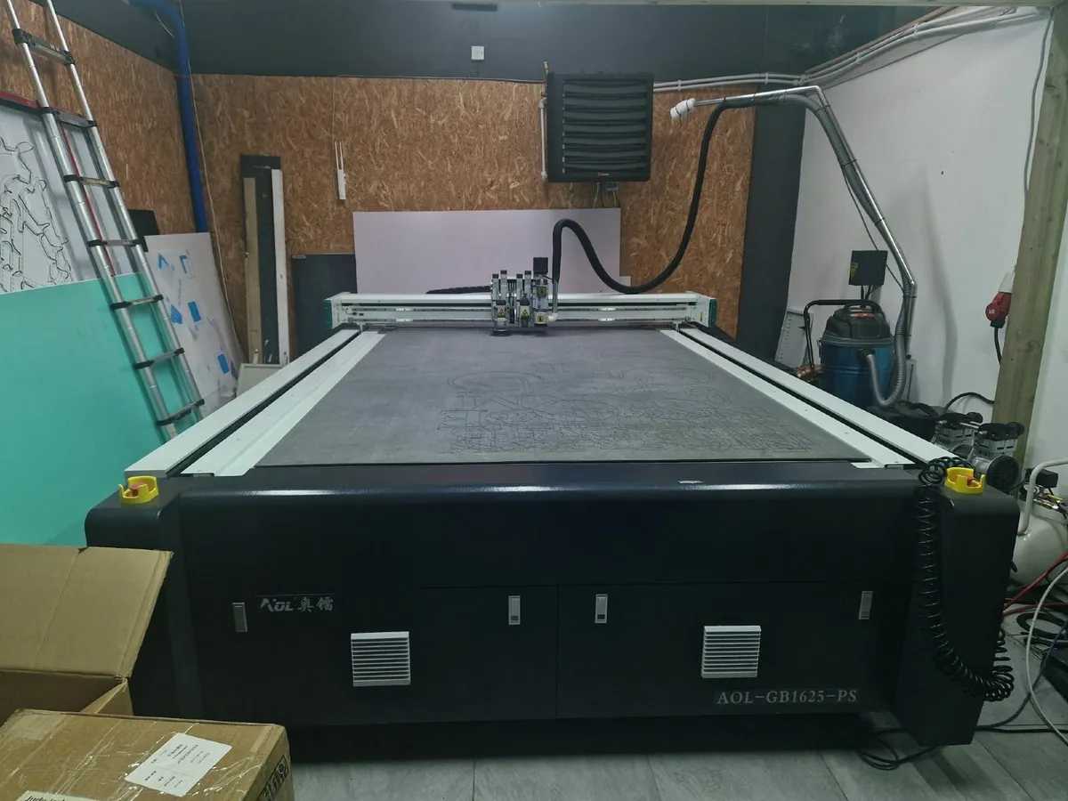 CNC Knife Cutting Machine- Boost Your Production - Image 1