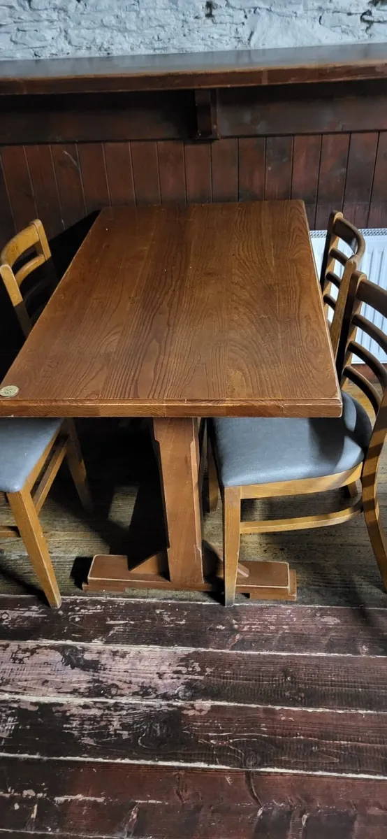 Secondhand table and chairs - Image 1